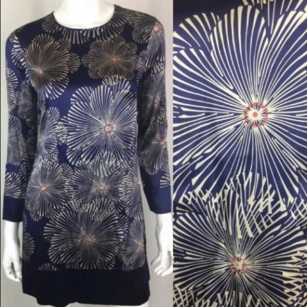 Bebe Long Sleeve Floral Keyhole Tunic Dress